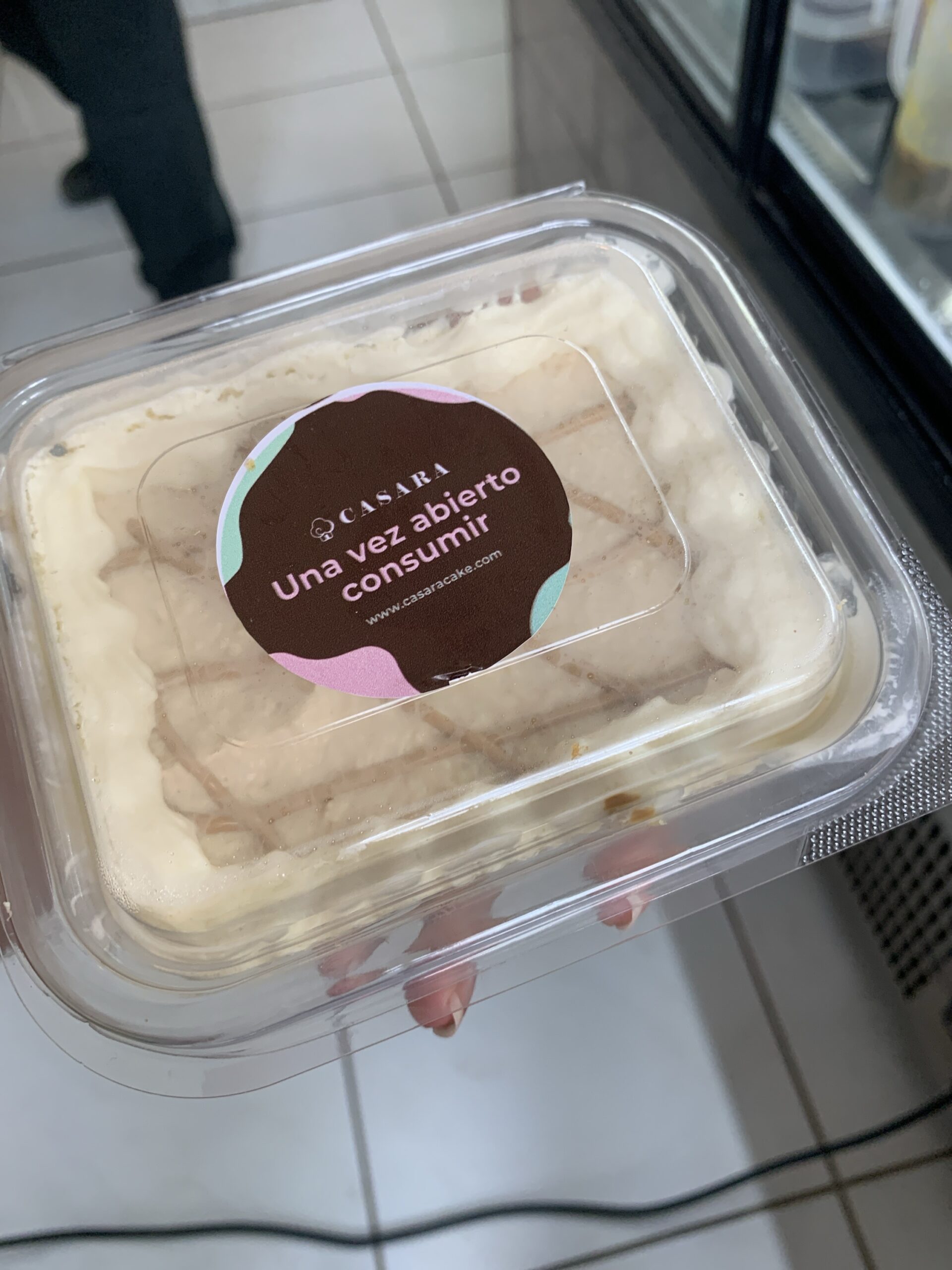 MINI TRES LECHES DE COCO